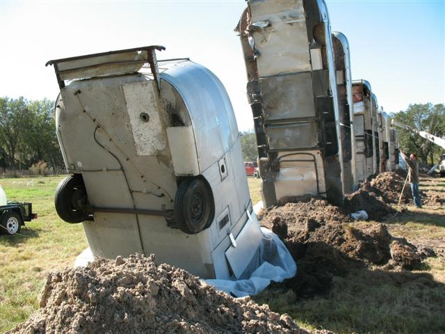 Airstreamsgrowwild2Small.JPG