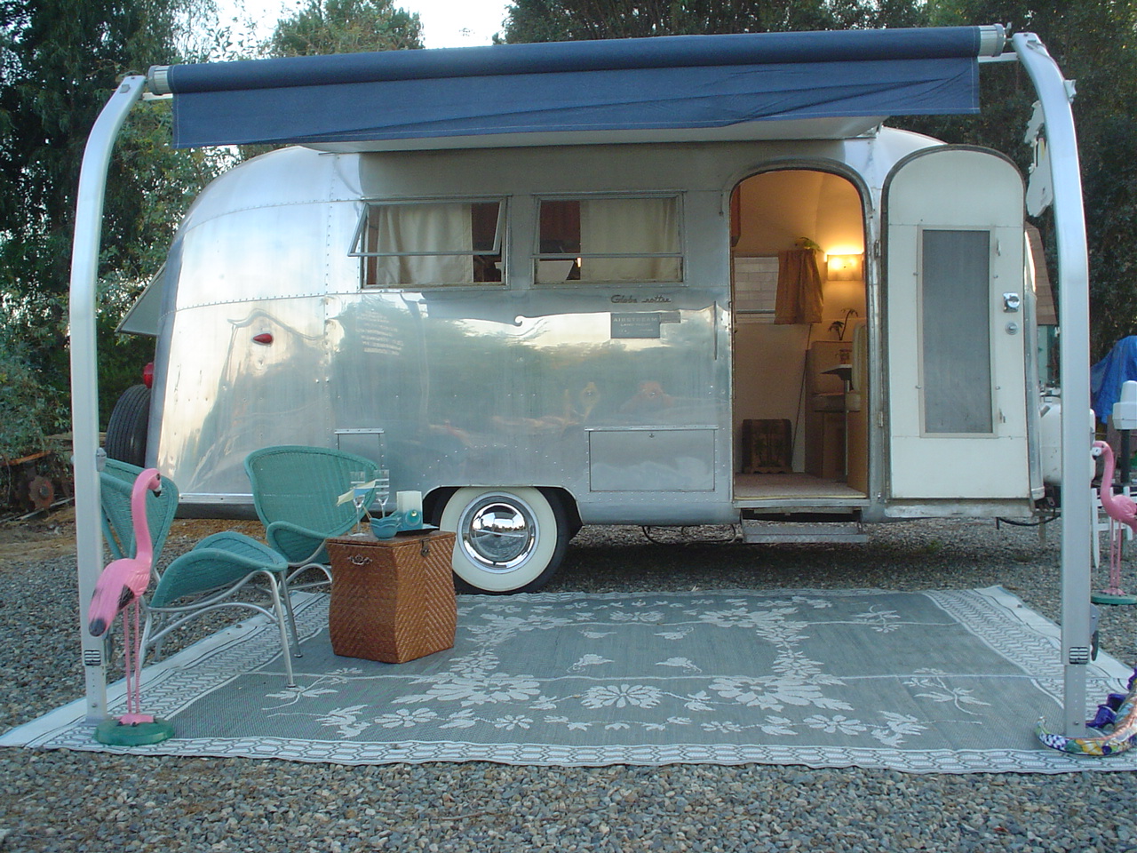 Airstream Vintage Trailer 58